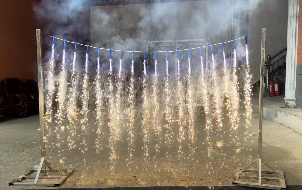 Pol Pl Srebrny Wodospad 2 Metrowy Z Niebieskim Plomieniem Jf108 B 5513 7